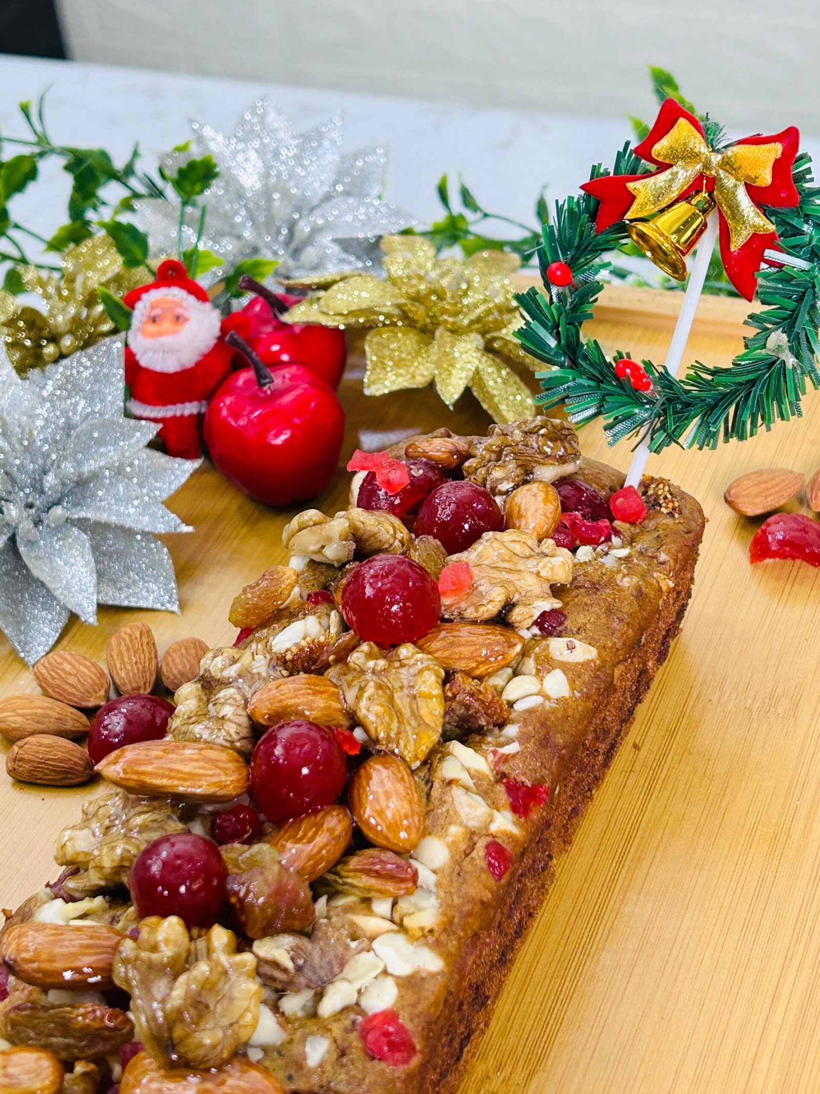 Christmas Special: Apple Walnut Cinnamon Cake & Fruit & Nut Spiced Cake Masterclass - Image 7
